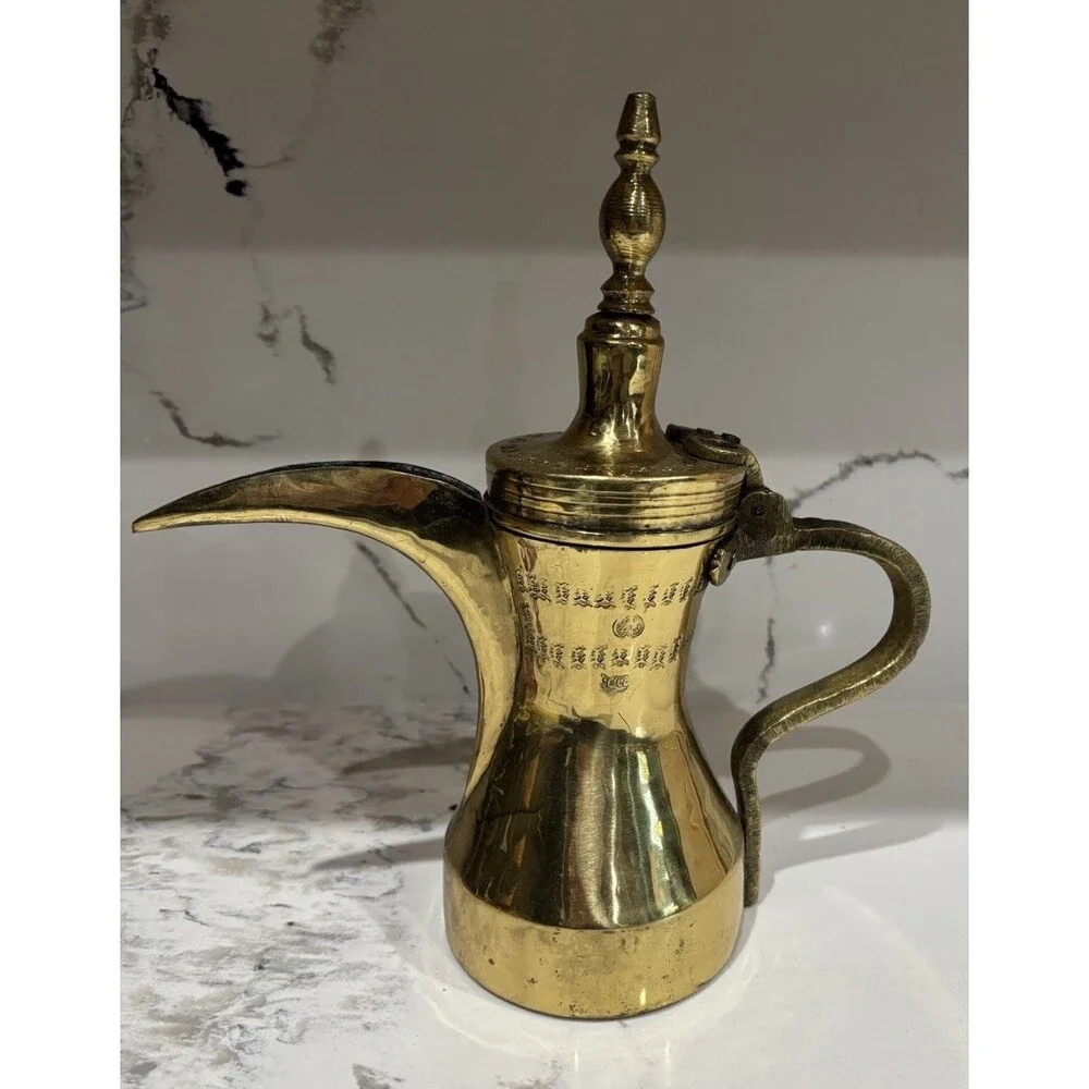 VINTAGE INDIAN BRASS TURKISH DALLAH ARABIC COFFEE EWER. HAND ENGRAVED. 12” TALL